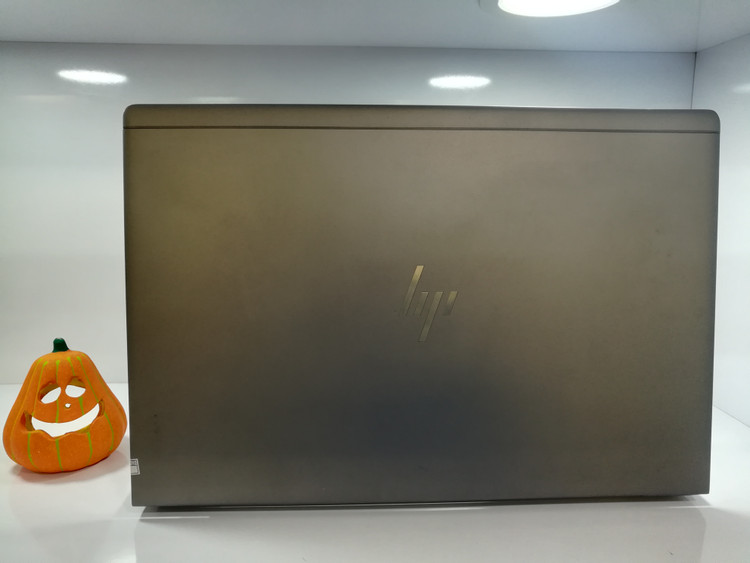 لپ تاپ اچ پی ZBook 15 G6u – Core i7، رم 16GB، SSD 512GB، AMD Radeon Pro WX3100، 15.6 اینچ