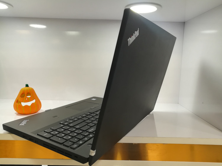 لپ تاپ لنوو ThinkPad T560 – Core i7، رم 8GB، SSD 256GB، Intel HD، 15.6 اینچ